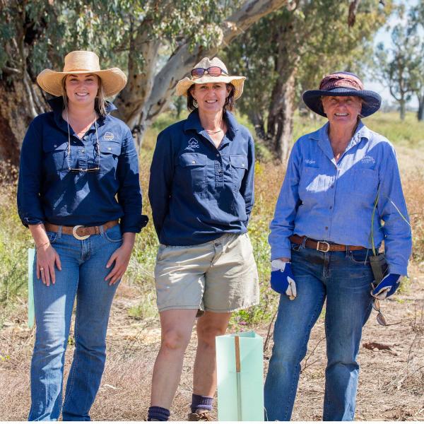 Elsie Hudson and Stacey Vogel of CRDC with Robyn Watson on farm.